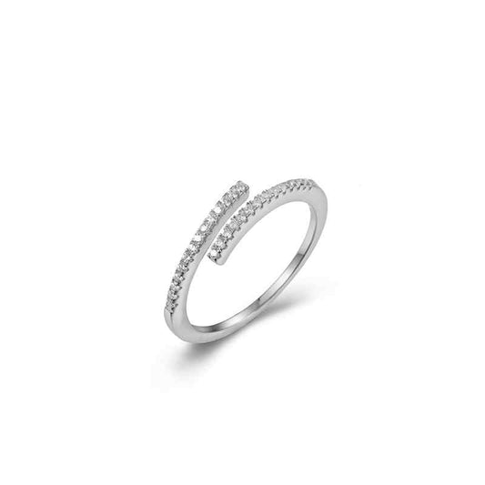 Anillo de plata con circonitas